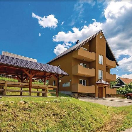 Family friendly apartments with a swimming pool Jasenak, Karlovac - 17501 Bagian luar foto