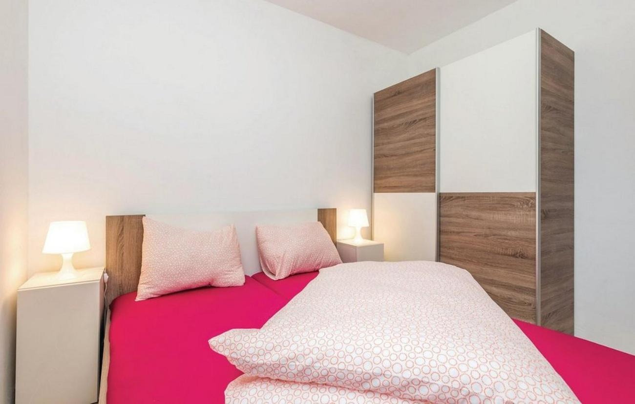Family friendly apartments with a swimming pool Jasenak, Karlovac - 17501 Ruang foto