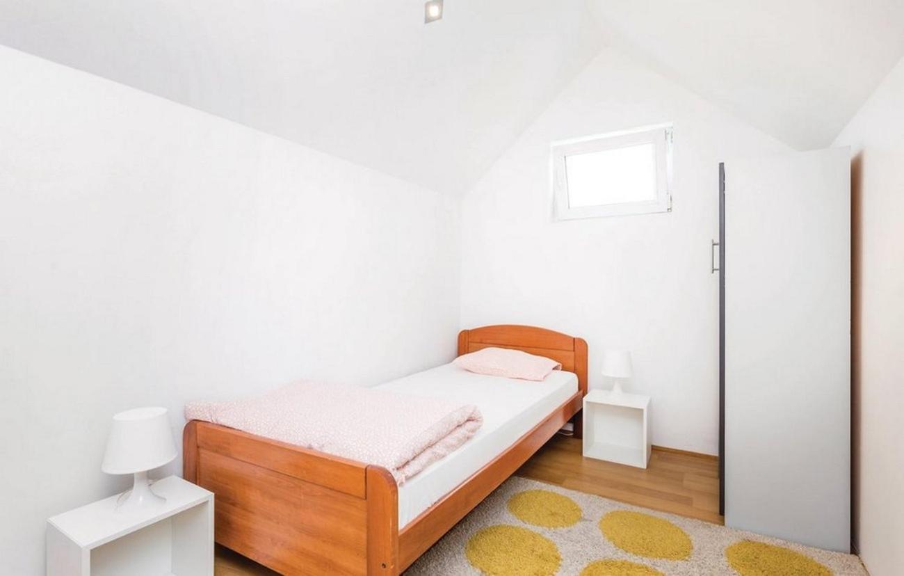 Family friendly apartments with a swimming pool Jasenak, Karlovac - 17501 Bagian luar foto